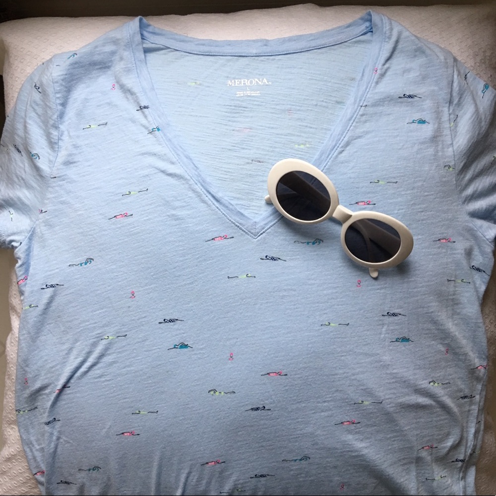 Beachy Merona “swimmers” tee shirt !!🏊🏻‍♂️🏊‍♀️
